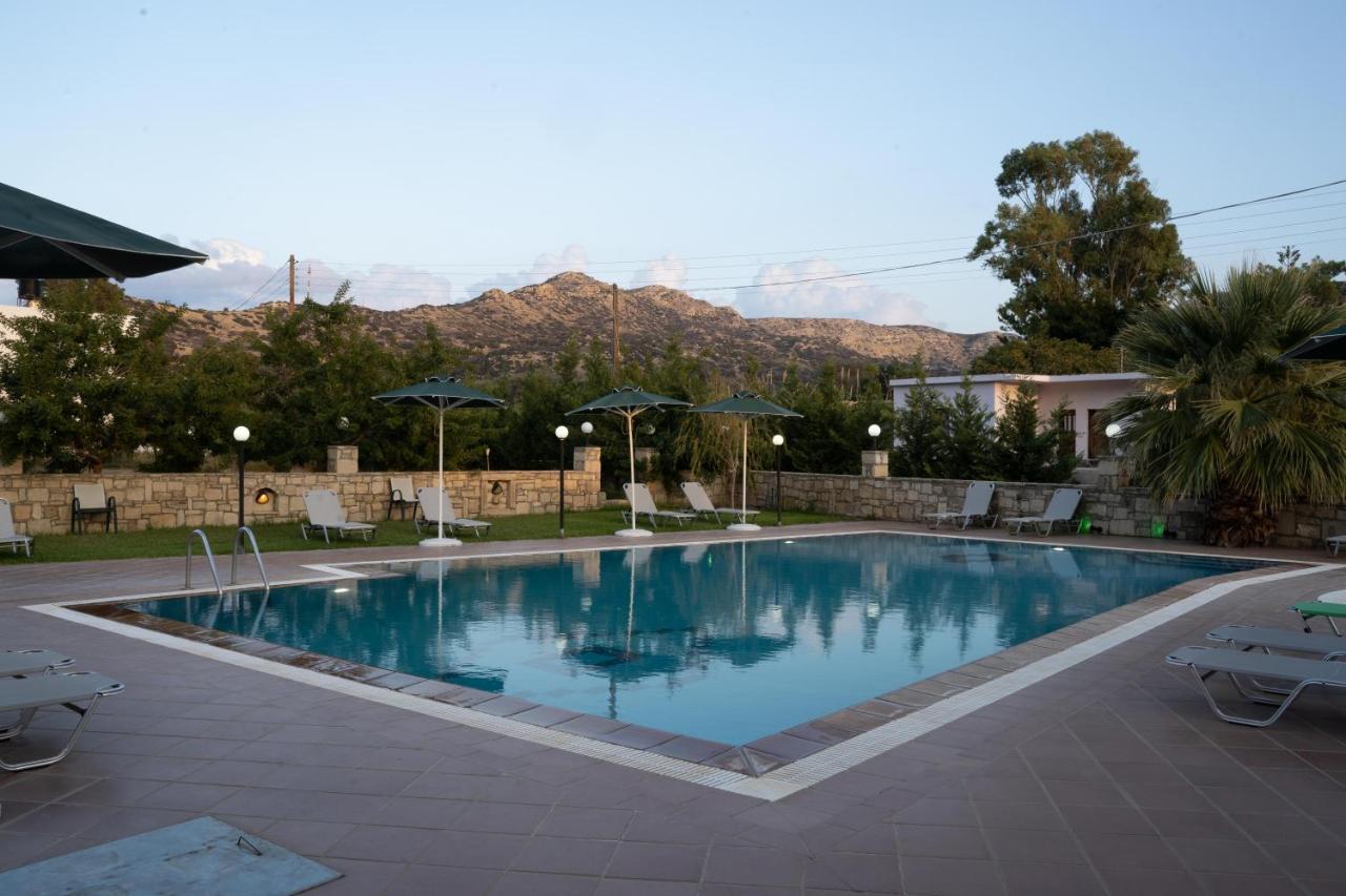 Dimitris Villa Hotel Mátala Exterior foto