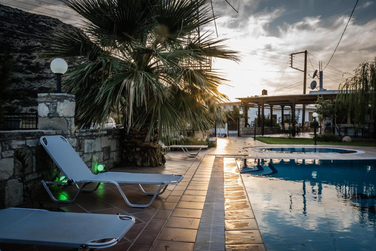 Dimitris Villa Hotel Mátala Exterior foto